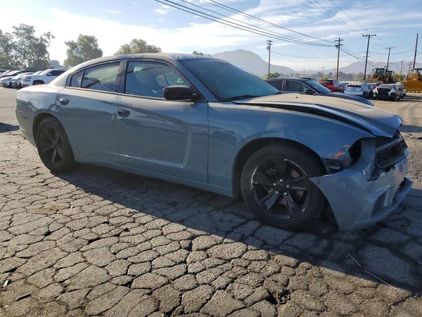 2013 DODGE CHARGER