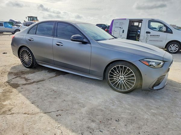 2022 MERCEDES-BENZ C C300