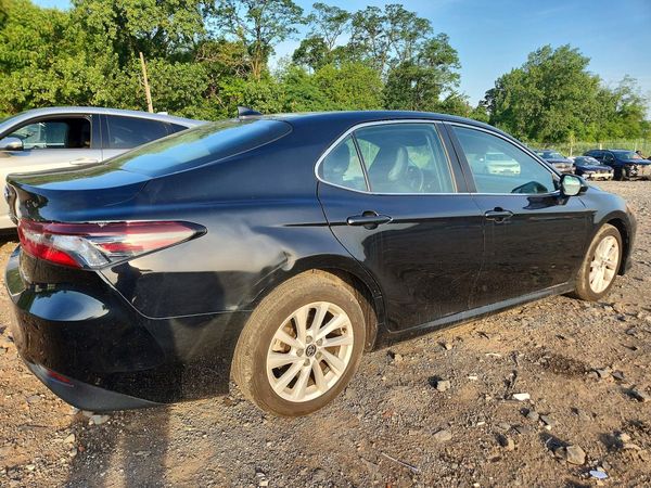 2021 TOYOTA CAMRY