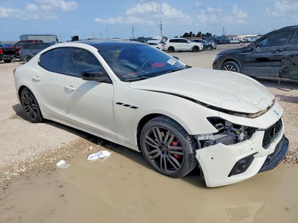 2021 MASERATI GHIBLI Base