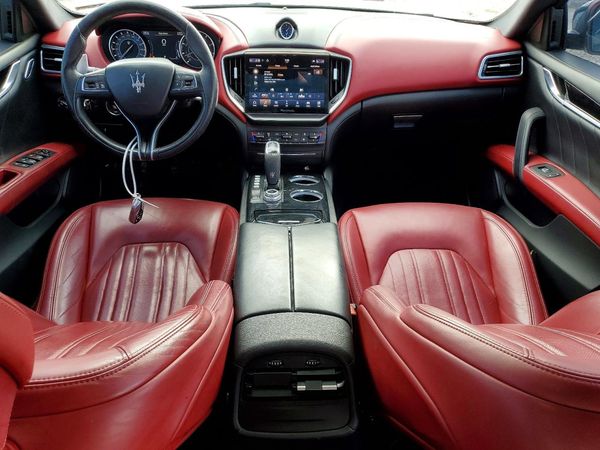 2021 MASERATI GHIBLI Base