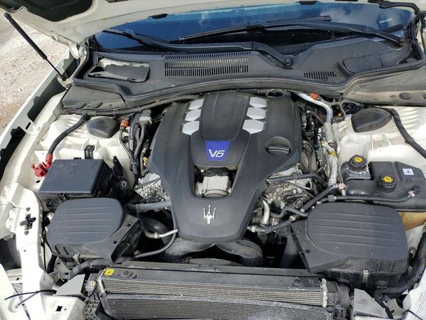 2021 MASERATI GHIBLI Base