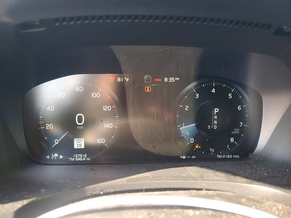 2018 VOLVO S90 Momentum
