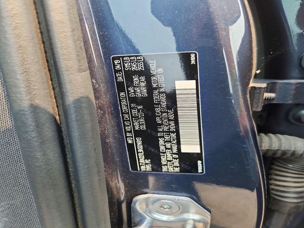 2019 VOLVO S60
