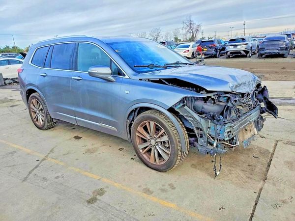 2022 CADILLAC XT6 Premium Luxury