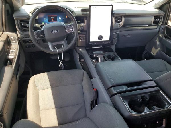 2024 FORD F150
