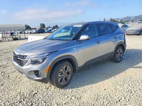 2024 KIA SELTOS LX