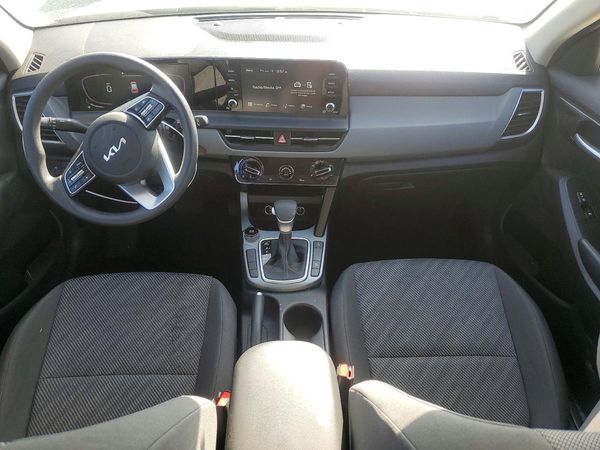 2024 KIA SELTOS LX