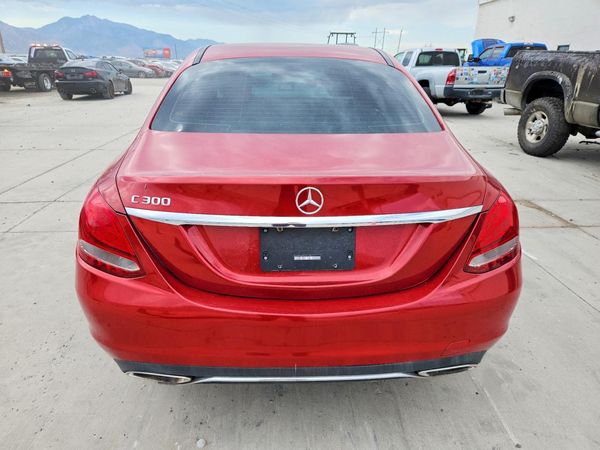 2016 MERCEDES-BENZ C C300