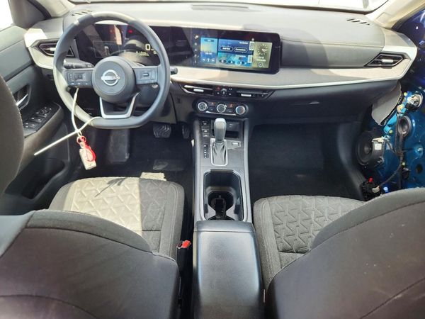 2025 NISSAN KICKS SV