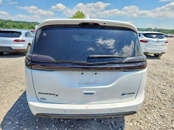 2022 CHRYSLER PACIFICA Touring L