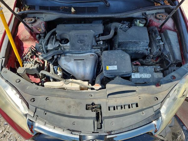 2016 TOYOTA CAMRY
