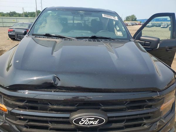 2024 FORD F150