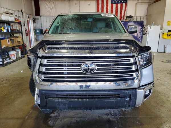 2020 TOYOTA TUNDRA Limited Grade
