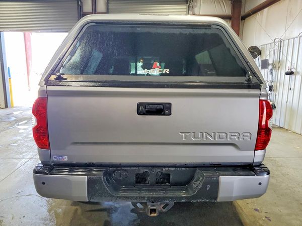 2020 TOYOTA TUNDRA Limited Grade