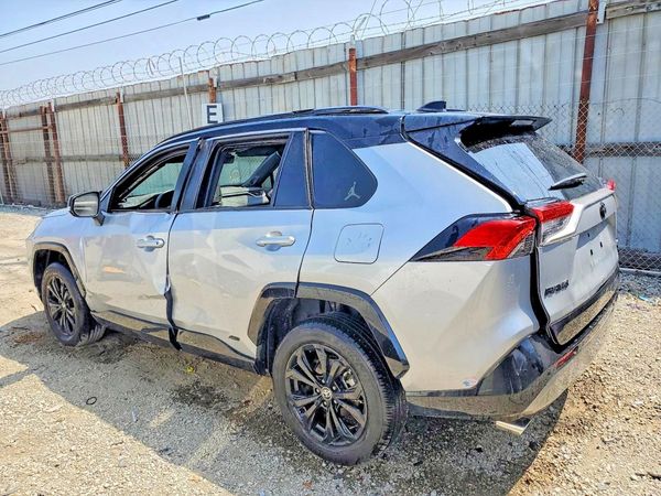2024 TOYOTA RAV4 XSE
