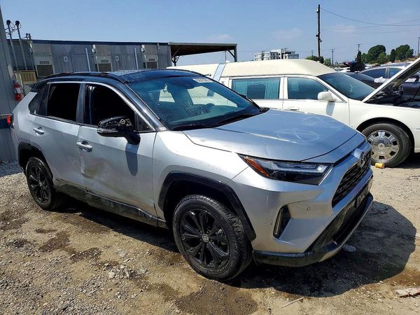 2024 TOYOTA RAV4 XSE