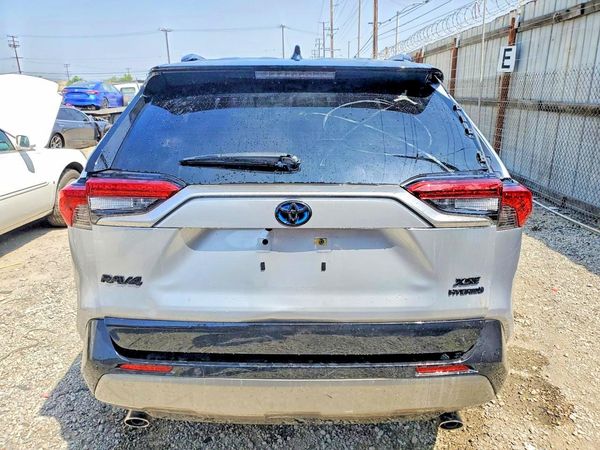 2024 TOYOTA RAV4 XSE