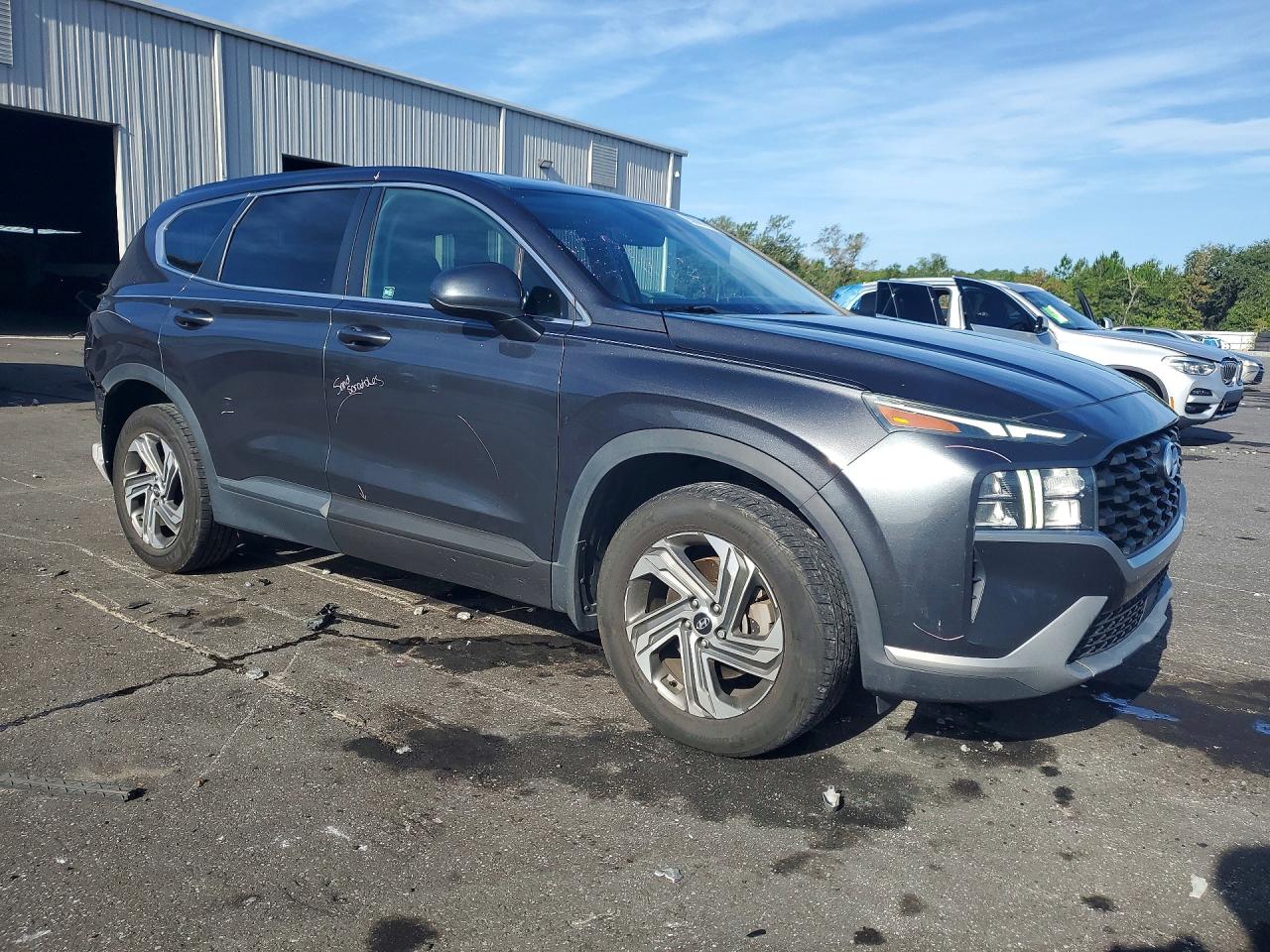 2022 HYUNDAI SANTA FE SE