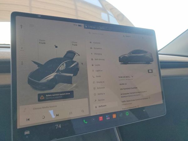 2026 TESLA MODEL Y — ODOM