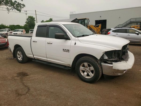 2016 RAM 1500 — Passenger 3/4