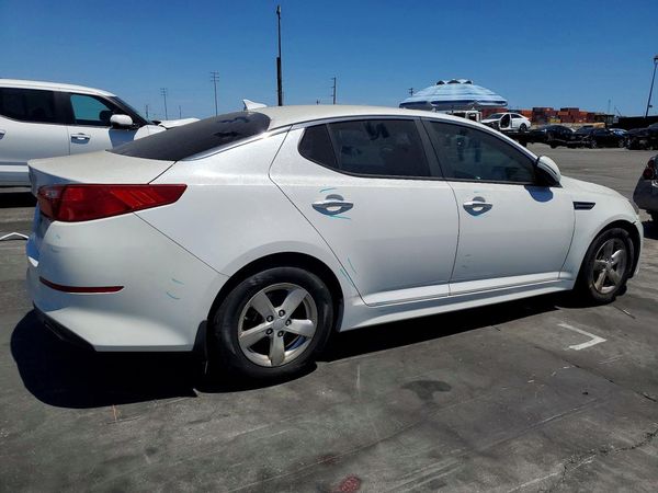 2015 KIA OPTIMA GL - Middle-low