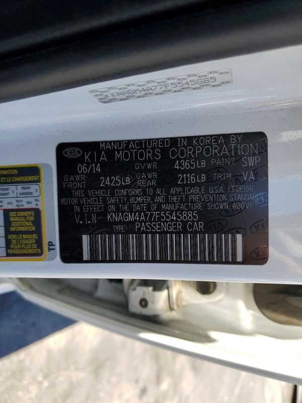 2015 KIA OPTIMA GL - Middle-low