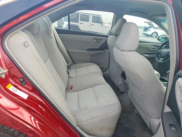 2015 TOYOTA CAMRY