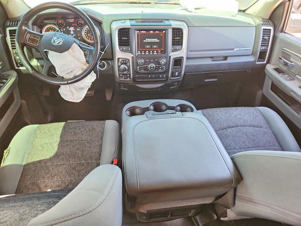 2019 RAM 1500 CLASSIC SLT