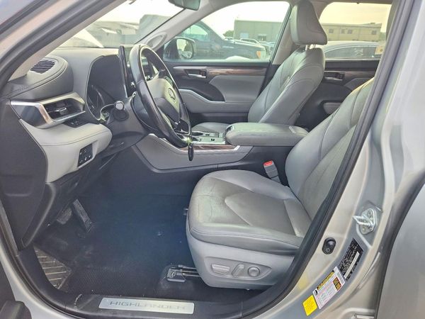 2021 TOYOTA HIGHLANDER Limited