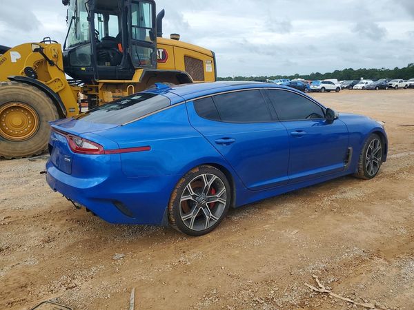 2018 KIA STINGER