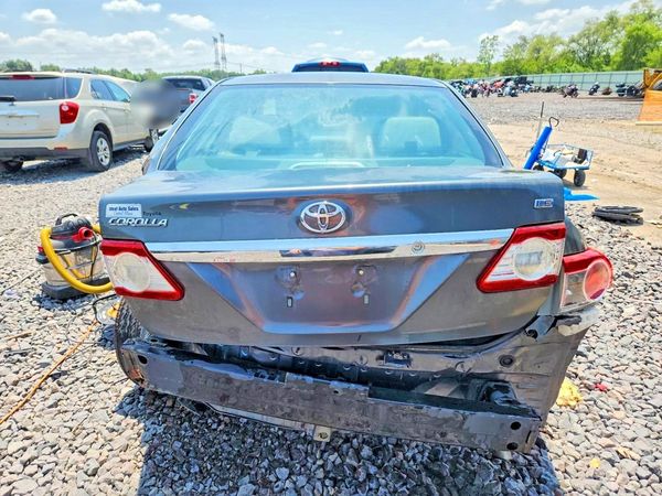 2013 TOYOTA COROLLA