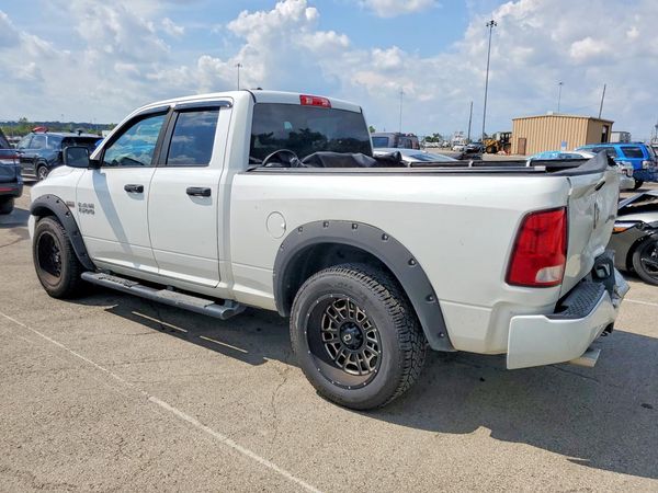 2014 RAM 1500 ST