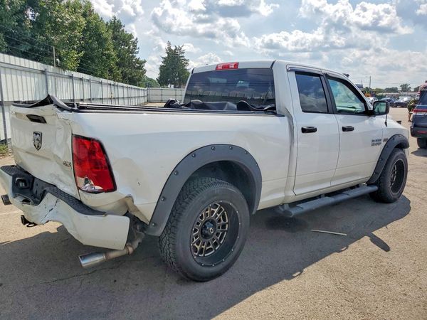 2014 RAM 1500 ST