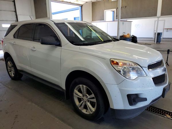 2014 CHEVROLET EQUINOX LS — Passenger 3/4