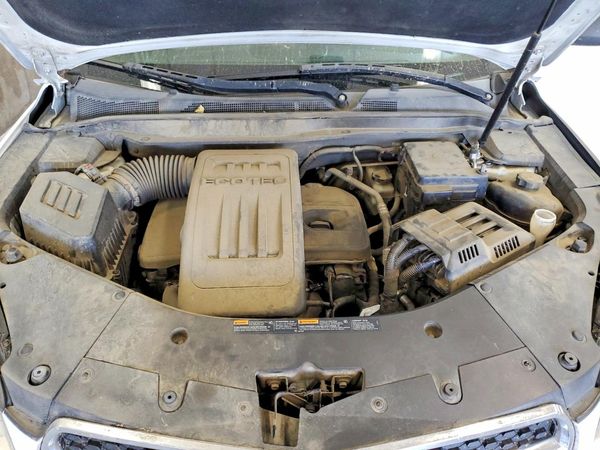 2014 CHEVROLET EQUINOX LS — Engine bay