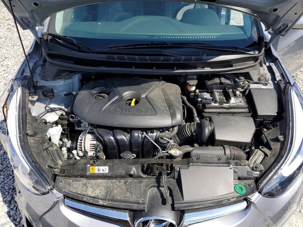 2015 HYUNDAI ELANTRA GLS(Middle) — Engine bay
