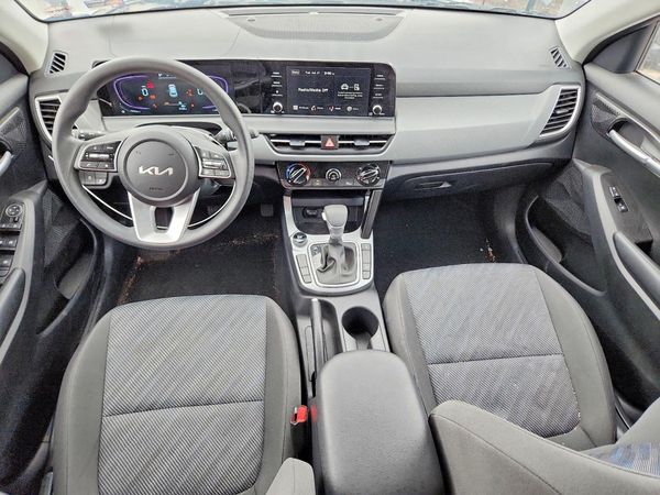 2026 KIA SELTOS LX