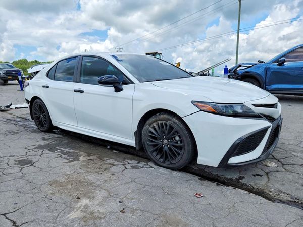 2022 TOYOTA CAMRY