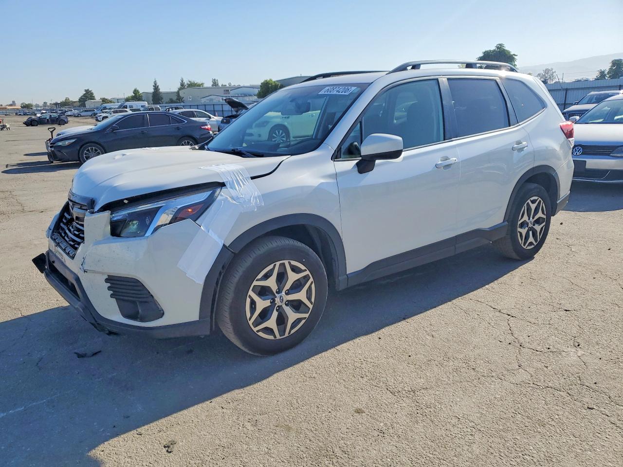 2022 SUBARU FORESTER