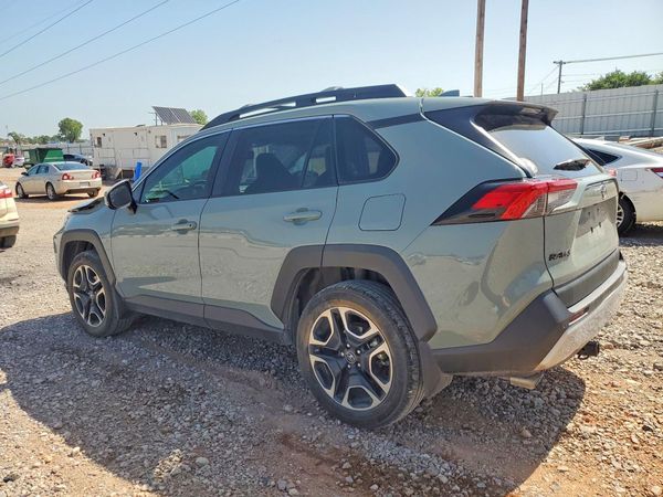 2019 TOYOTA RAV4