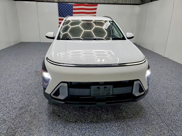 2024 HYUNDAI KONA SE