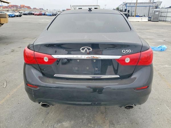 2015 INFINITI Q50