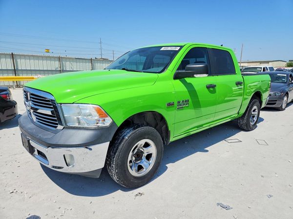2019 RAM 1500 CLASSIC SLT