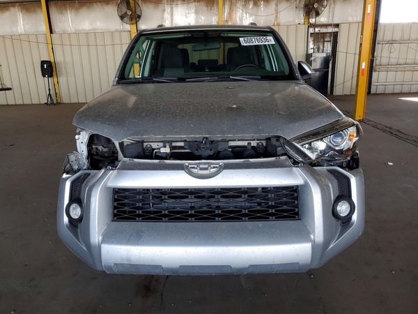 2018 TOYOTA 4RUNNER Ltd/SR5/SR5 Premium