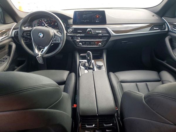 2019 BMW 530 xDrive