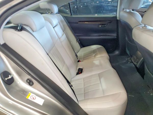 2017 LEXUS ES 350