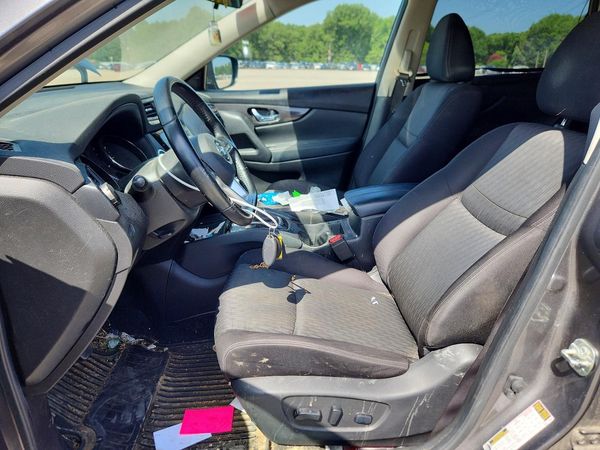 2020 NISSAN ROGUE — DENT