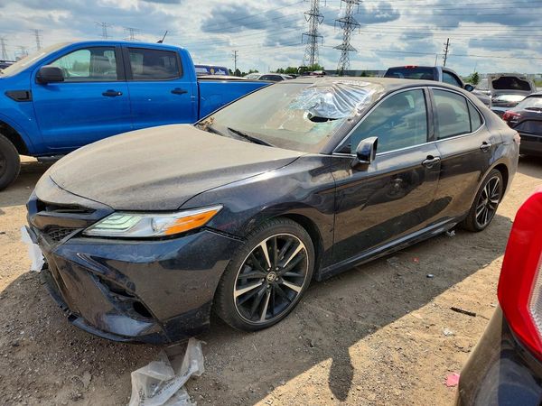 2020 TOYOTA CAMRY XSE