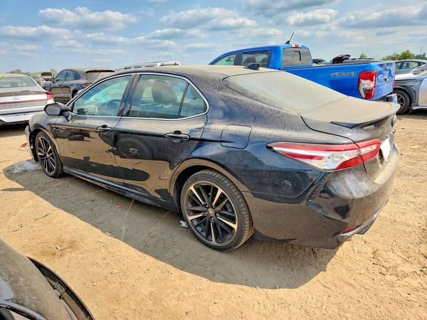 2020 TOYOTA CAMRY XSE